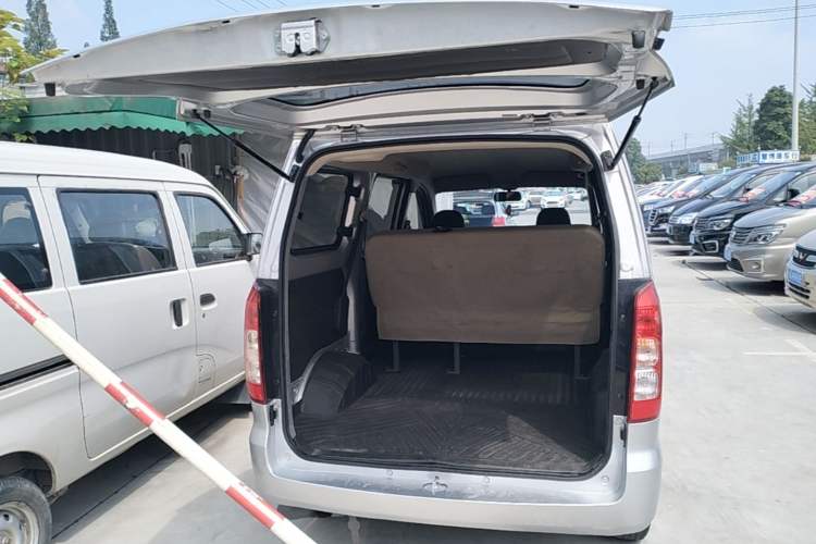 Used Wuling Hongguang V 2022 1.5L Jingqu Edition Electric-Assist LAR Trunk