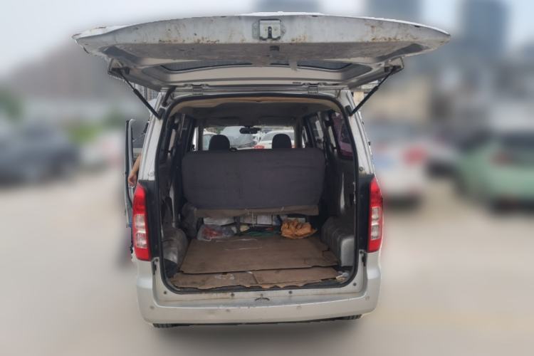 Used Wuling Hongguang V 2022 1.5L Jingqu Version Hydraulic Power Steering LAR Trunk