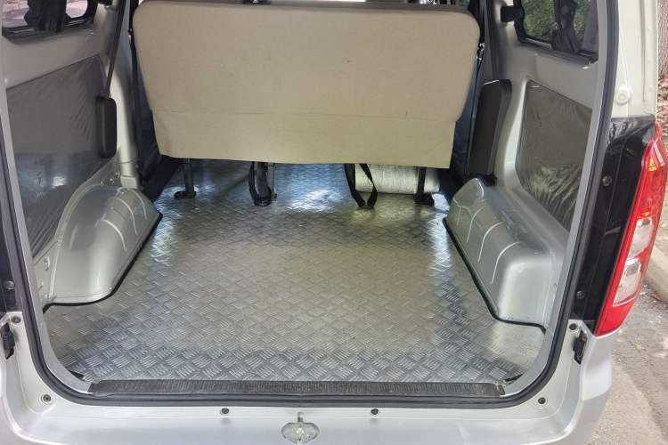 Used Wuling Hongguang V 2022 1.5L Jingqu Edition Electric-Assist LAR Trunk