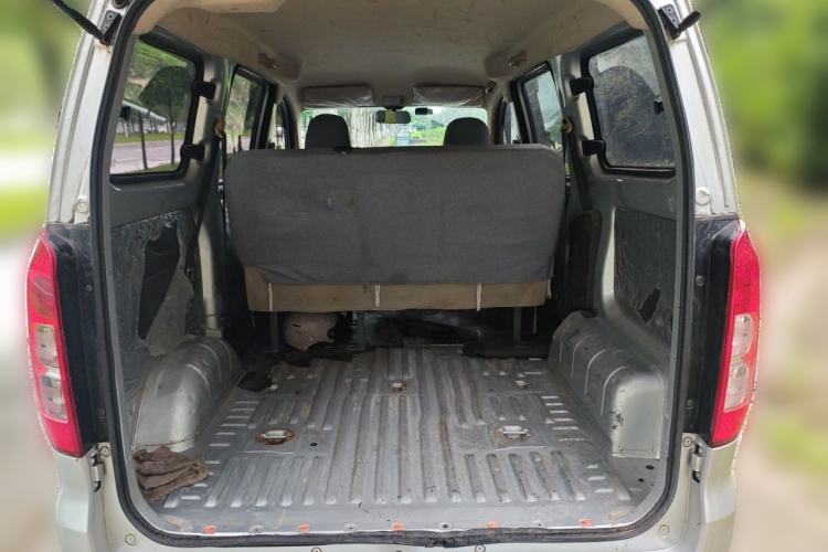 Used Wuling Hongguang V 2022 1.5L Jingqu Version Hydraulic Power Steering LAR Trunk
