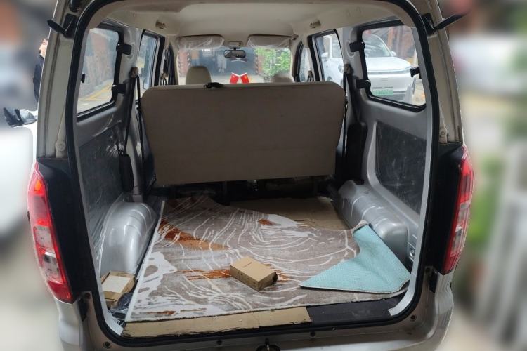 Used Wuling Hongguang V 2022 1.5L Jingqu Version Hydraulic Power Steering LAR Trunk