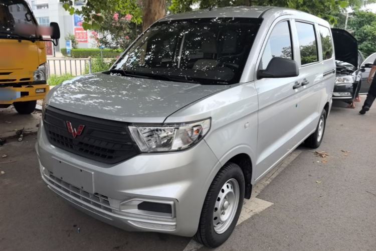 Used Wuling Hongguang V 2022 1.5L Jingqu Edition Electric-Assist LAR Guazi used car, China used car export, Used car for sale, Used cars, Cheapest cars for sale