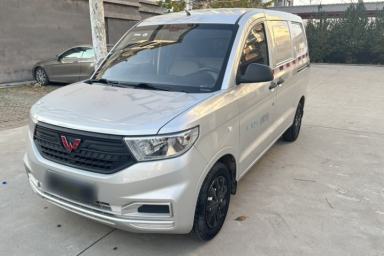 Used Wuling Hongguang V 2022 1.5L Jingqu Edition Enclosed-Window Vehicle with Electric Power Steering LAR