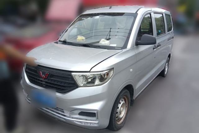 Used Wuling Hongguang V 2022 1.5L Jingqu Edition Electric-Assist LAR