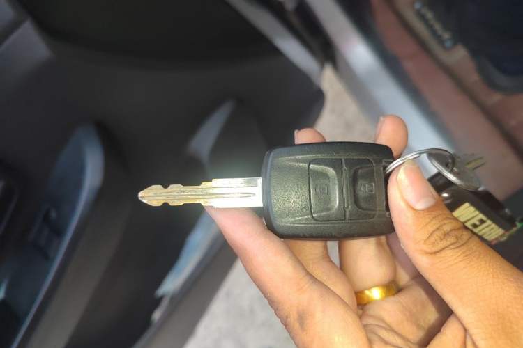 Used Wuling Hongguang V  Vehicle Key