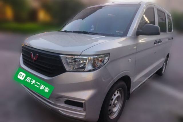 Used Wuling Hongguang V 2022 1.5L Jingqu Version Hydraulic Power Steering LAR