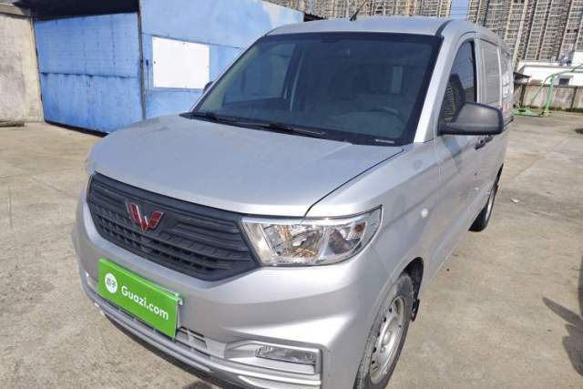 Used Wuling Hongguang V 2022 1.5L Jingqu Edition Enclosed-Window Vehicle with Electric Power Steering LAR