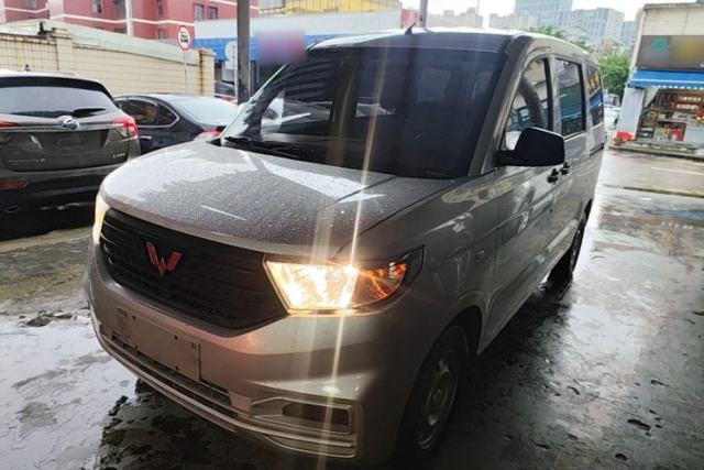Used Wuling Hongguang V 2022 1.5L Jingqu Version Hydraulic Power Steering LAR