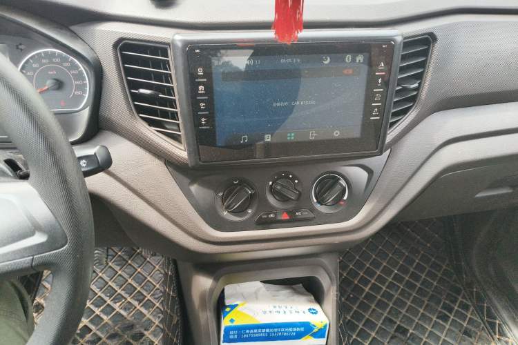 Used Wuling Hongguang V 2022 1.5L Jingqu Version Hydraulic Power Steering LAR Audio And AC Panel