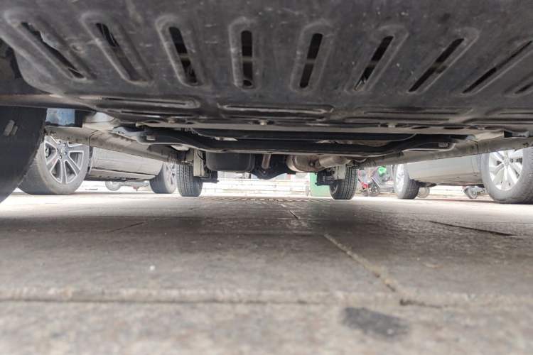 Used Wuling Hongguang V 2022 1.5L Enjoy Edition Hydraulic Power Steering LAR Chassis Front