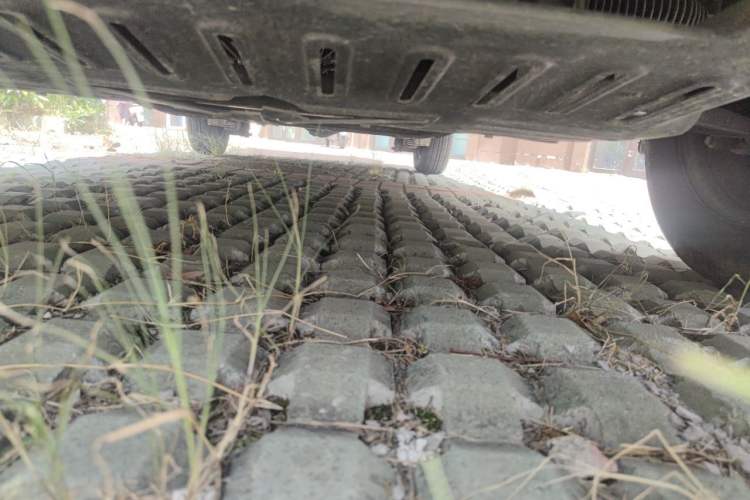 Used Wuling Hongguang V 2022 1.5L Jingqu Version Hydraulic Power Steering LAR Chassis Front