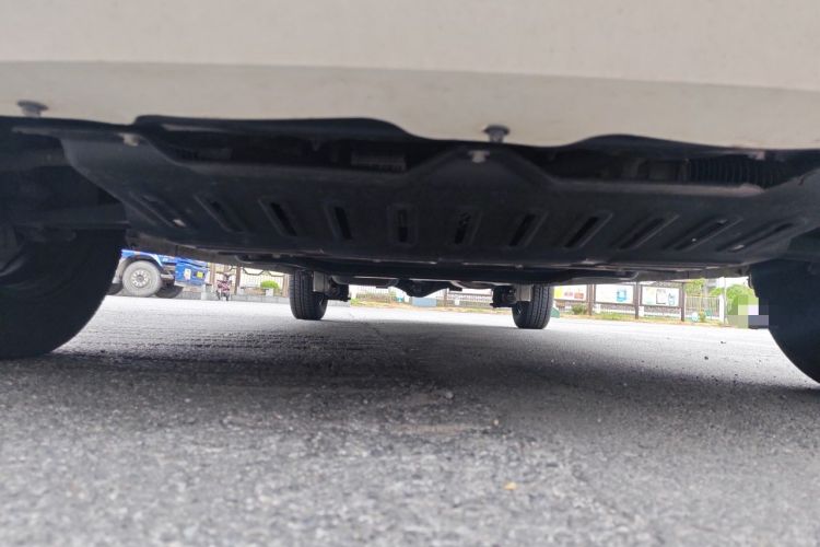 Used Wuling Hongguang V 2022 1.5L Jingqu Edition Electric-Assist LAR Chassis Front