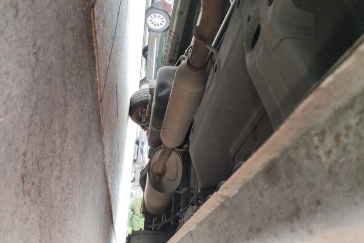Used Wuling Hongguang V 2022 1.5L Jingqu Version Hydraulic Power Steering LAR Chassis Front Left