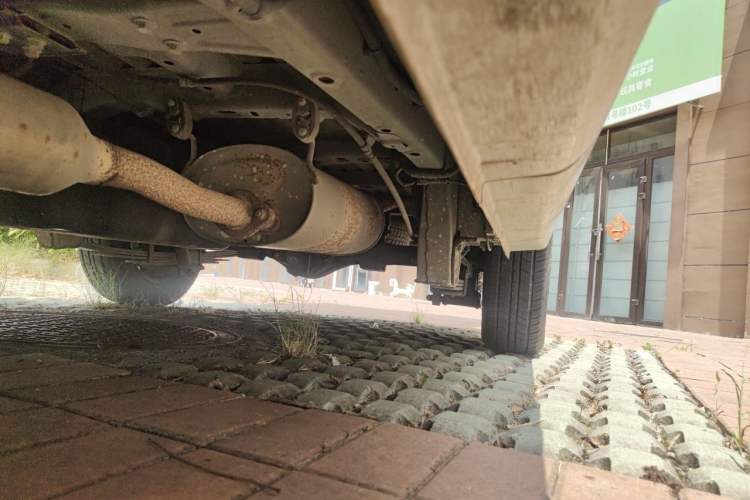 Used Wuling Hongguang V 2022 1.5L Jingqu Version Hydraulic Power Steering LAR Chassis Front Left