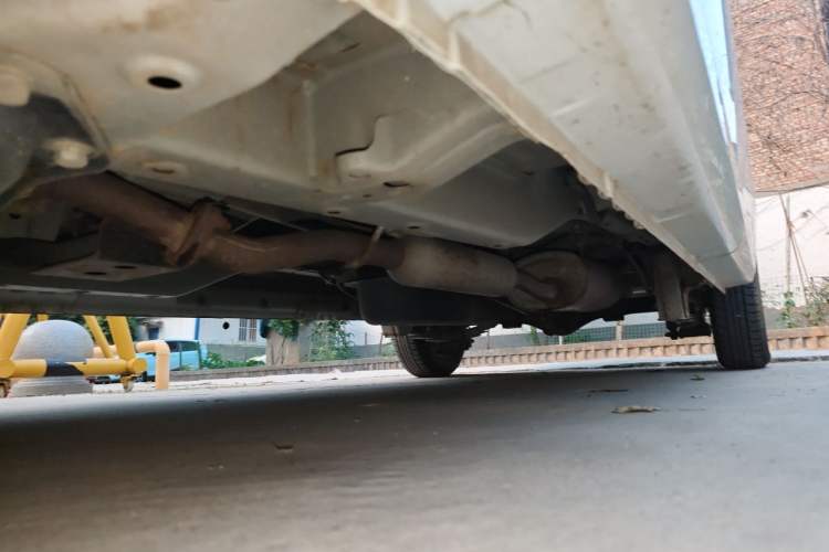 Used Wuling Hongguang V 2022 1.5L Jingqu Version Hydraulic Power Steering LAR Chassis Front Left