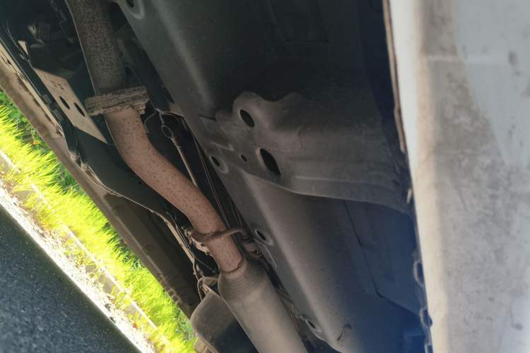 Used Wuling Hongguang V 2022 1.5L Jingqu Version Hydraulic Power Steering LAR Chassis Front Left