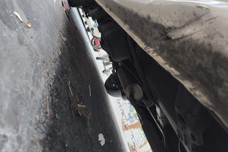 Used Wuling Hongguang V 2022 1.5L Enjoy Edition Hydraulic Power Steering LAR Chassis Front Right