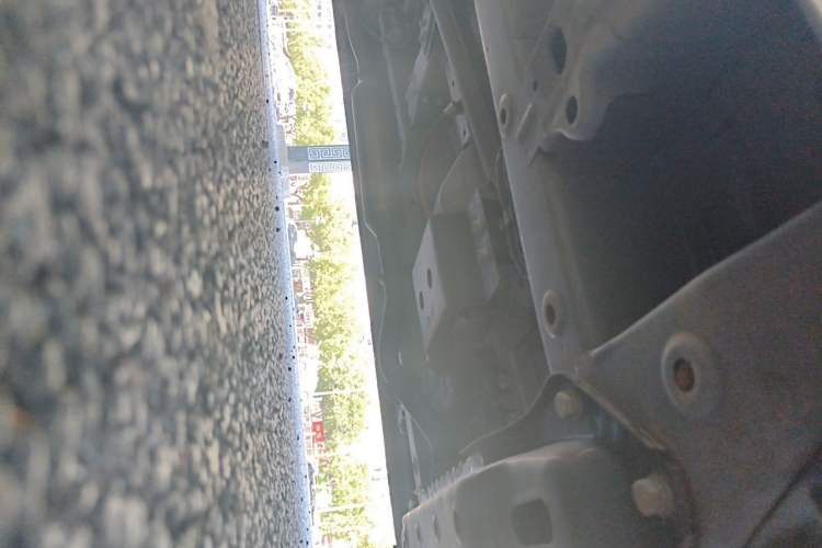 Used Wuling Hongguang V 2022 1.5L Jingqu Edition Electric-Assist LAR Chassis Front Right
