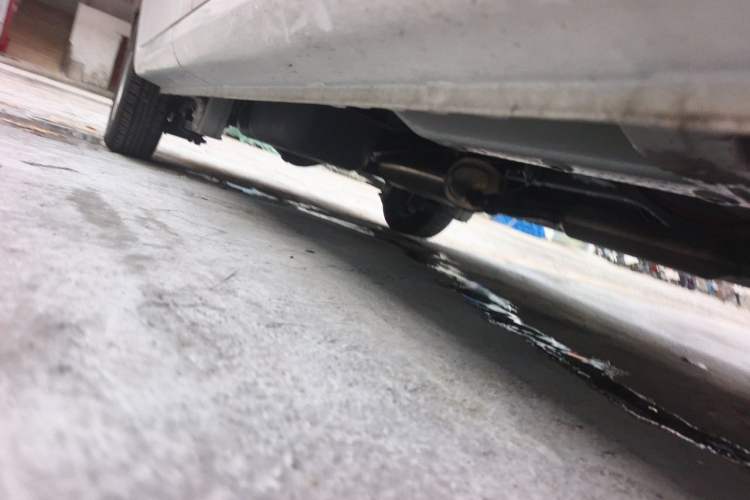 Used Wuling Hongguang V 2022 1.5L Jingqu Edition Electric-Assist LAR Chassis Front Right