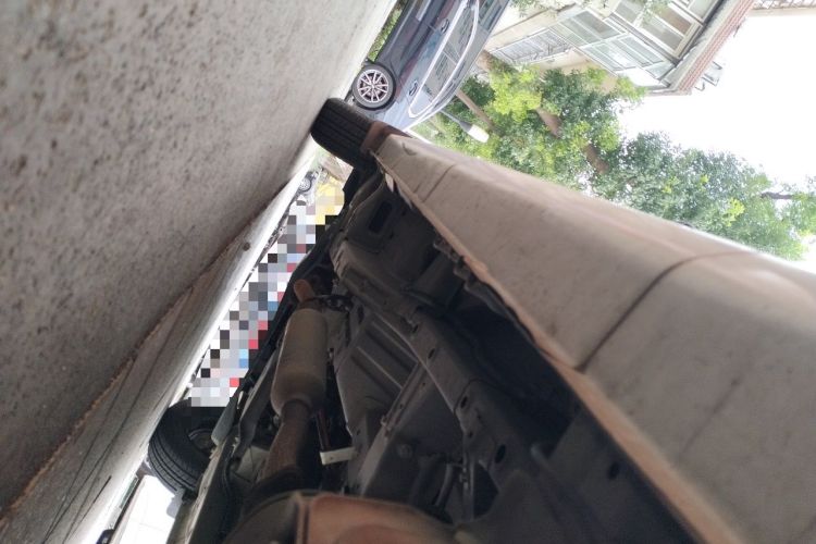 Used Wuling Hongguang V 2022 1.5L Jingqu Version Hydraulic Power Steering LAR Chassis Rear Left