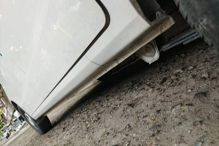 Used Wuling Hongguang V 2022 1.5L Jingqu Edition Electric-Assist LAR Chassis Rear Left