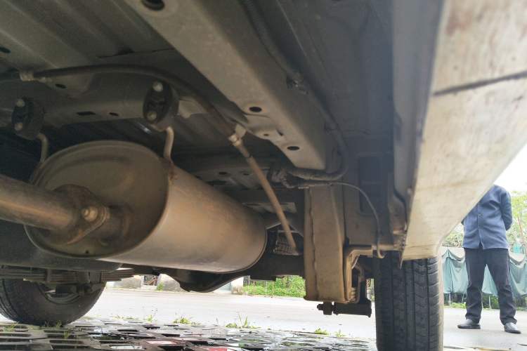 Used Wuling Hongguang V 2022 1.5L Jingqu Version Hydraulic Power Steering LAR Chassis Rear Left