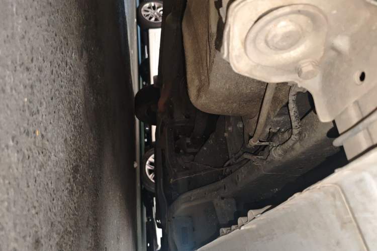 Used Wuling Hongguang V 2022 1.5L Enjoy Edition Hydraulic Power Steering LAR Chassis Rear Left