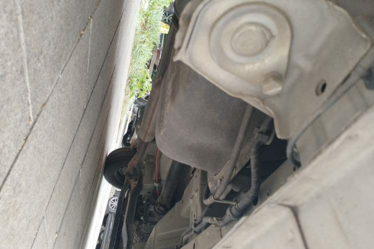 Used Wuling Hongguang V 2022 1.5L Jingqu Version Hydraulic Power Steering LAR Chassis Rear Right