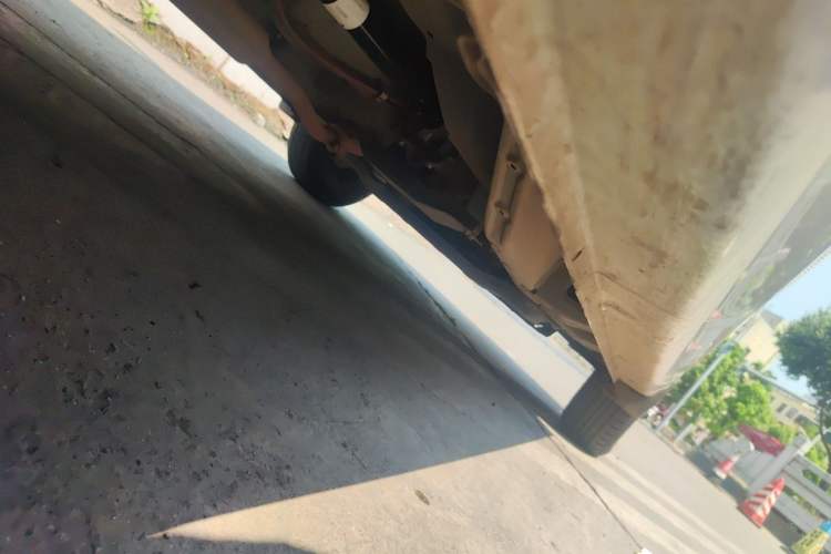Used Wuling Hongguang V 2022 1.5L Jingqu Edition Electric-Assist LAR Chassis Rear Right