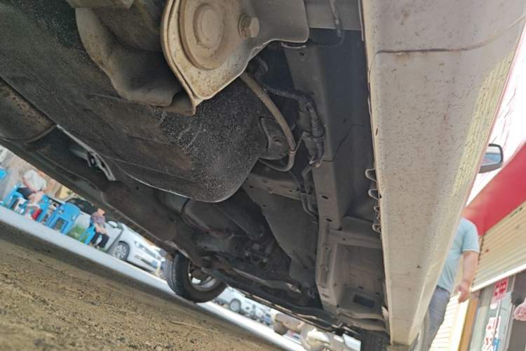 Used Wuling Hongguang V 2022 1.5L Jingqu Version Hydraulic Power Steering LAR Chassis Rear Right