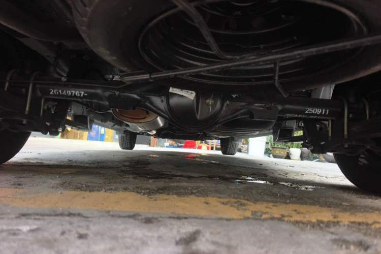 Used Wuling Hongguang V 2022 1.5L Jingqu Edition Electric-Assist LAR Chassis Rear