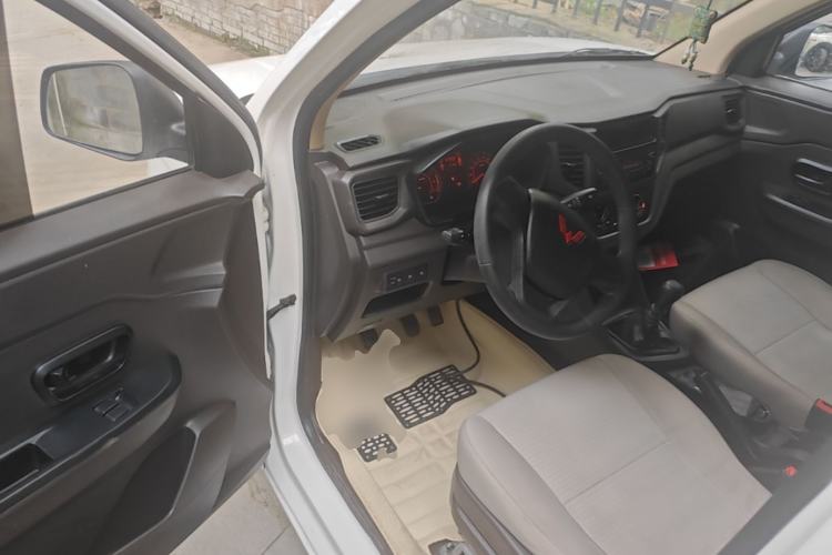 Used Wuling Hongguang V 2022 1.5L Jingqu Version Hydraulic Power Steering LAR Driver Seat