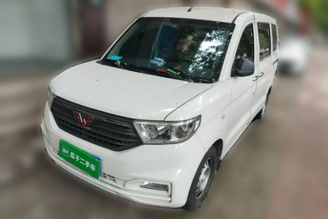 Used Wuling Hongguang V 2022 1.5L Jingqu Edition Electric-Assist LAR