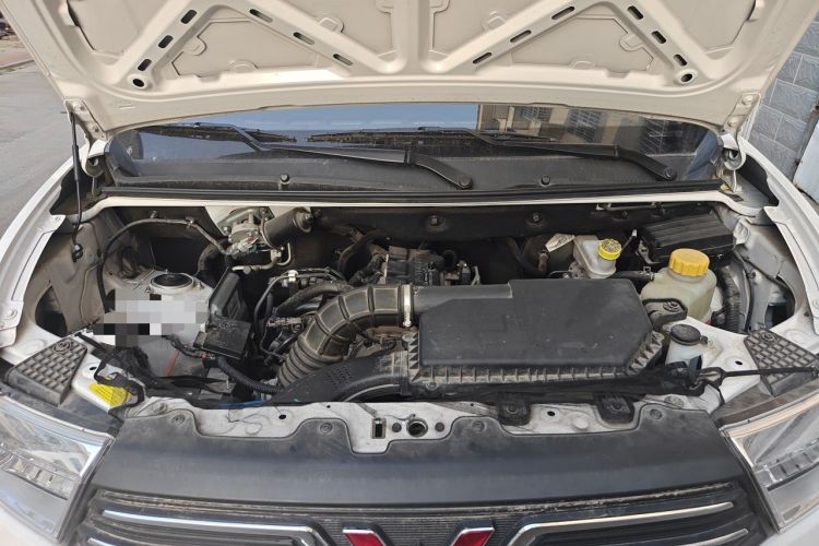 Used Wuling Hongguang V 2022 1.5L Enjoy Edition Electric-Powered LAR Engine Bay