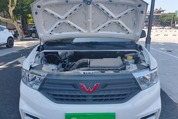Used Wuling Hongguang V 2022 1.5L Jingqu Edition Electric-Assist LAR Engine Bay