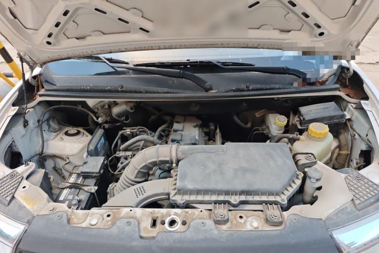 Used Wuling Hongguang V 2022 1.5L Jingqu Version Hydraulic Power Steering LAR Engine Bay
