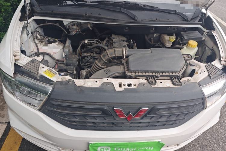 Used Wuling Hongguang V 2022 1.5L Jingqu Edition Electric-Assist LAR Engine Bay