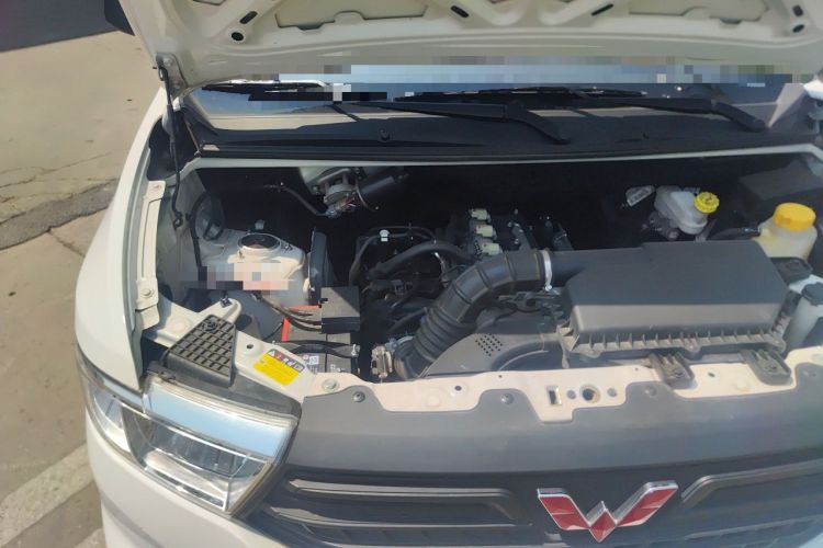 Used Wuling Hongguang V 2022 1.5L Jingqu Edition Electric-Assist LAR Engine Bay Right