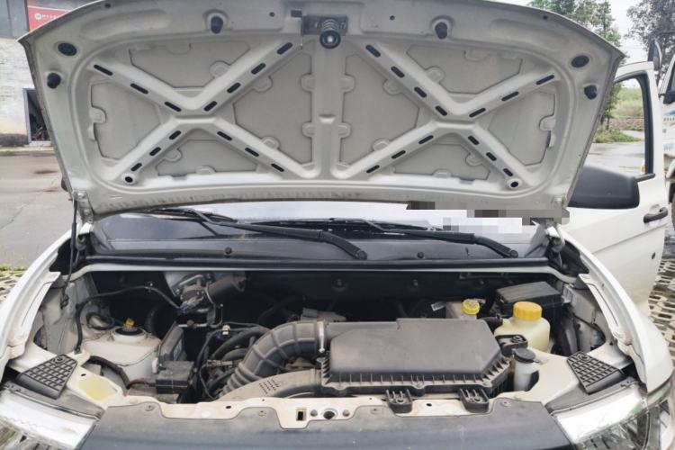 Used Wuling Hongguang V 2022 1.5L Jingqu Version Hydraulic Power Steering LAR Engine Bay