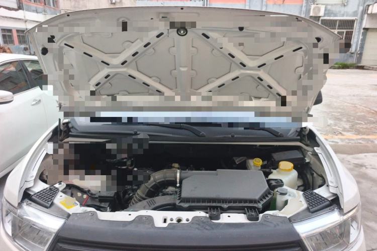 Used Wuling Hongguang V 2022 1.5L Jingqu Edition Electric-Assist LAR Engine Bay