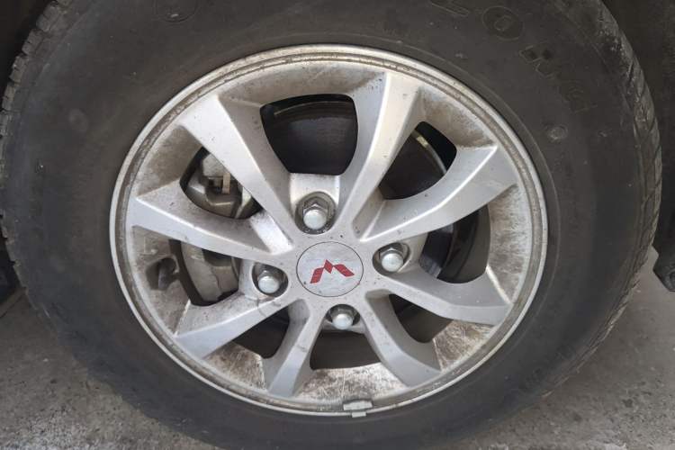 Used Wuling Hongguang V 2022 1.5L Enjoy Edition Hydraulic Power Steering LAR Exterior 1