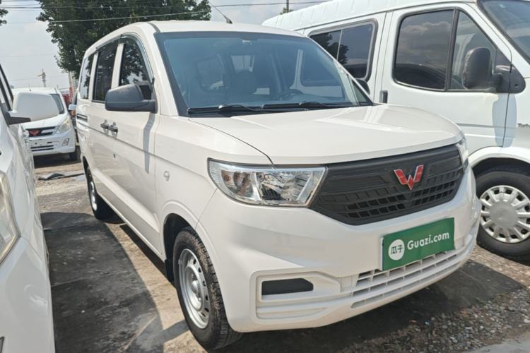 Used Wuling Hongguang V 2022 1.5L Jingqu Edition Electric-Assist LAR Exterior 1