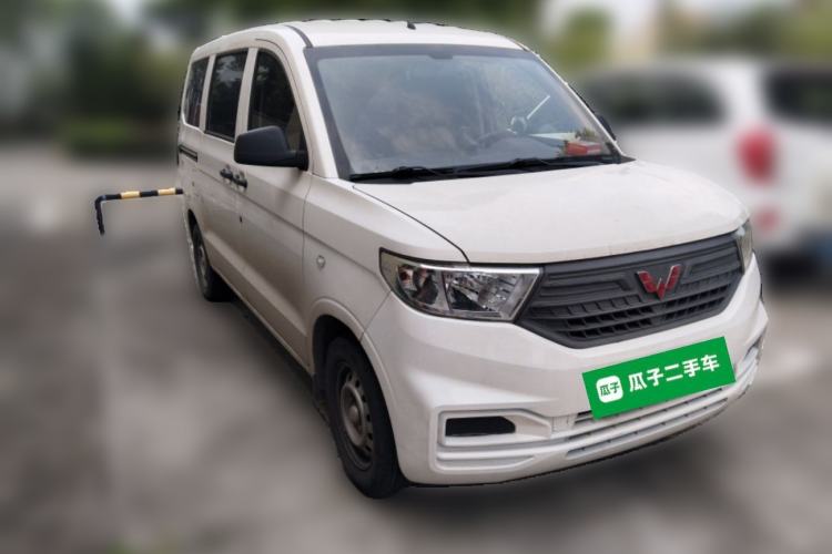 Used Wuling Hongguang V 2022 1.5L Jingqu Edition Electric-Assist LAR Exterior 2
