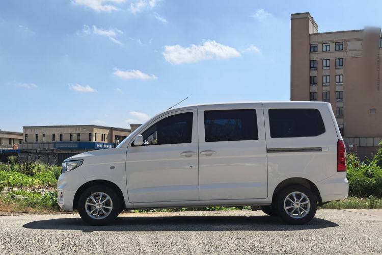 Used Wuling Hongguang V 2022 1.5L Enjoy Edition Hydraulic Power Steering LAR Exterior 3