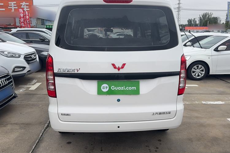 Used Wuling Hongguang V 2022 1.5L Jingqu Edition Electric-Assist LAR Exterior 4