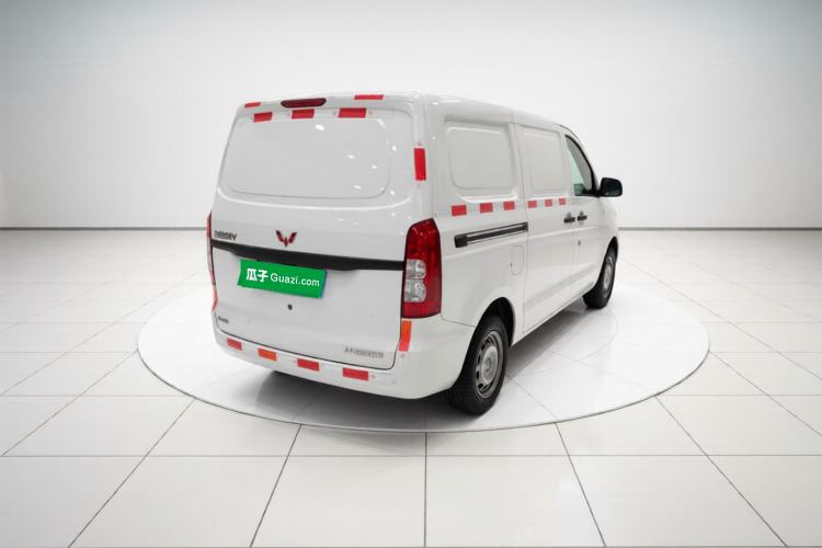Used Wuling Hongguang V 2022 1.5L Jingqu Edition Enclosed-Window Vehicle with Electric Power Steering LAR Exterior 5