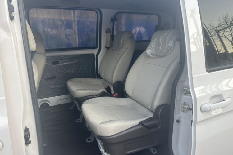 Used Wuling Hongguang V 2022 1.5L Enjoy Edition Hydraulic Power Steering LAR Exterior 8