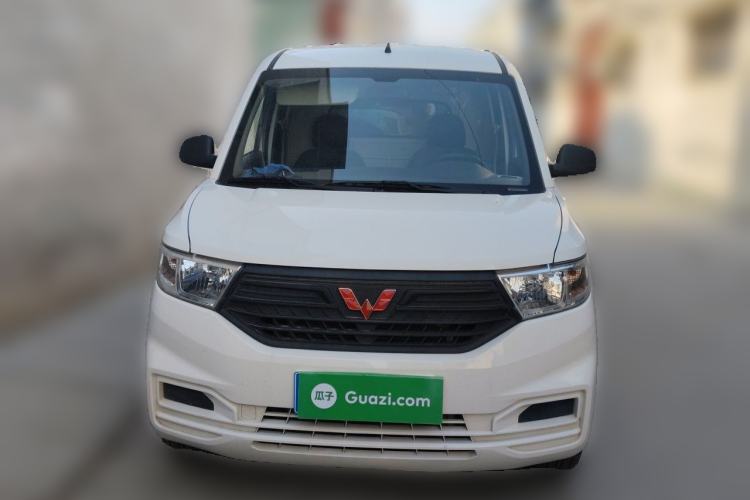 Used Wuling Hongguang V 2022 1.5L Jingqu Edition Enclosed-Window Vehicle with Hydraulic Power Steering LAR Front
