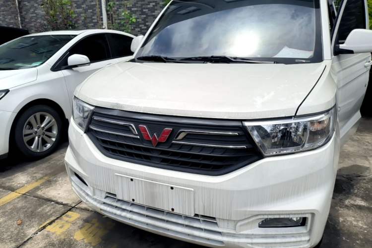 Used Wuling Hongguang V 2022 1.5L Enjoy Edition Electric-Powered LAR Front