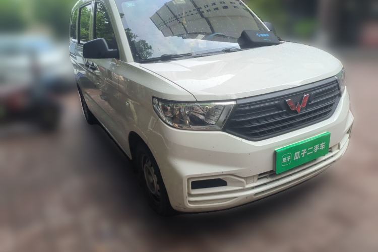 Used Wuling Hongguang V 2022 1.5L Jingqu Version Hydraulic Power Steering LAR Front Right 45 Deg